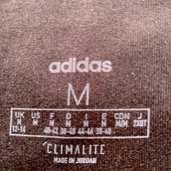 Adidas 3 striped pocket high waste leggings. CLIMALITE . Size medium. - Picture 5 of 9